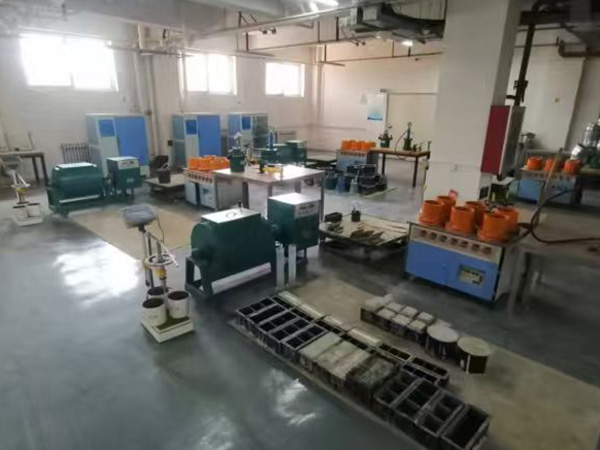 Умные технологии в лабораториях испытаний цемента и бетона: мировые тенденции